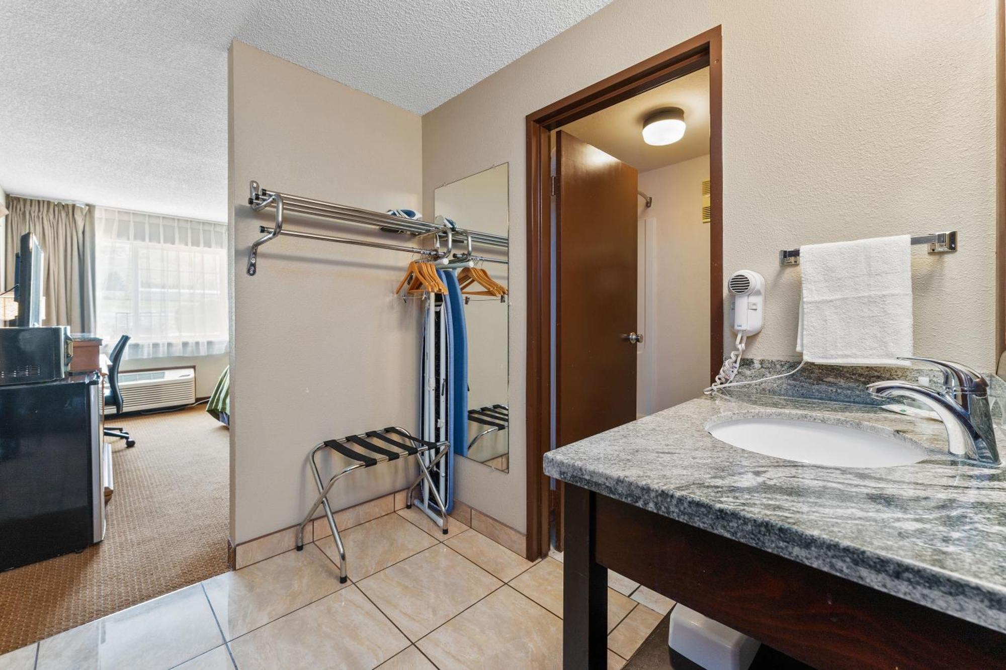 Quality Inn & Suites Okanogan - Omak Екстер'єр фото